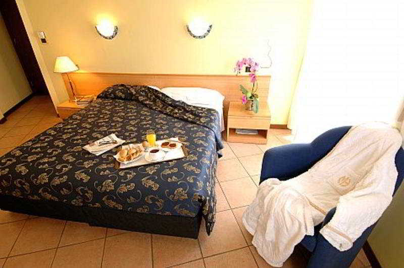 Hotel Mennini Μιλάνο Εξωτερικό φωτογραφία